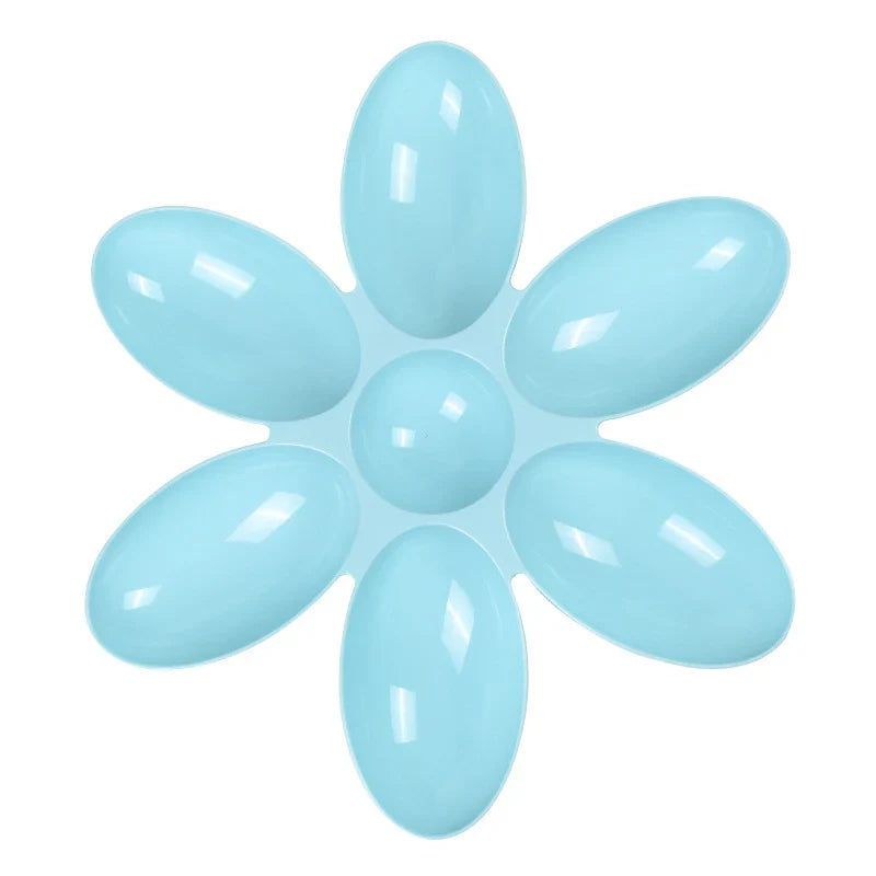 Mealtime Made Peaceful: The Multi-Pet Petal-Shaped Feeder for Litters, Kittens & Nursing Cats
