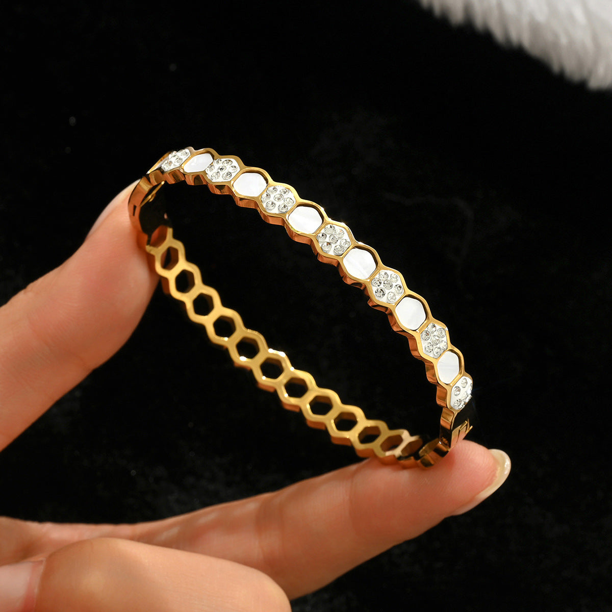 5041976b-859e-435e-87dc-864d13fa2e7d