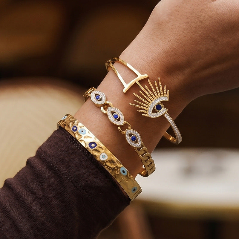 e7c5992d-64dc-4b54-96ab-202b3dc87969