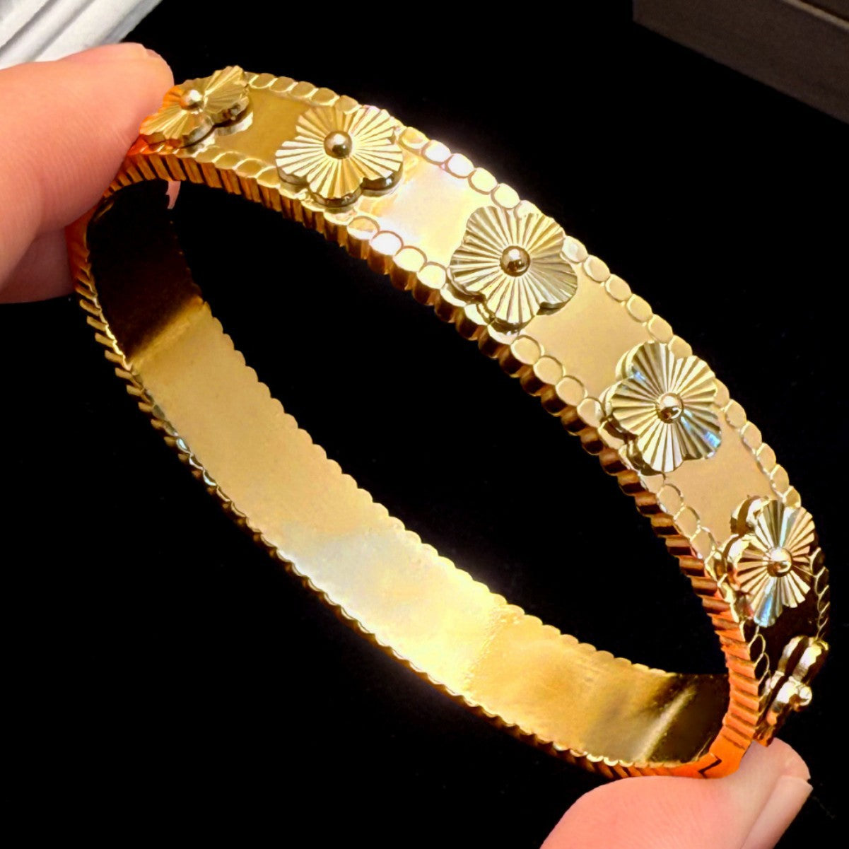 862a7e48-3b1e-4cf3-8cee-485de71d4e58