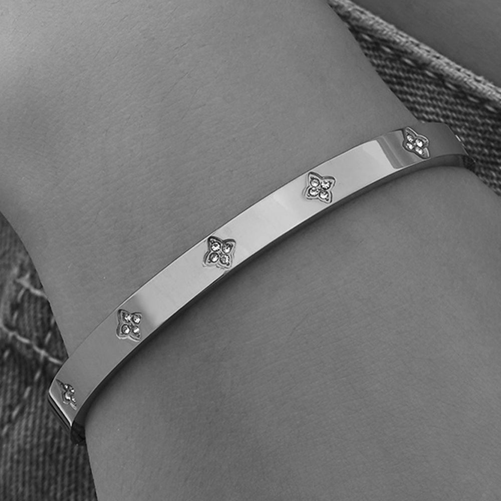 8b322600-7adc-4a27-aebf-ab60e75baf19