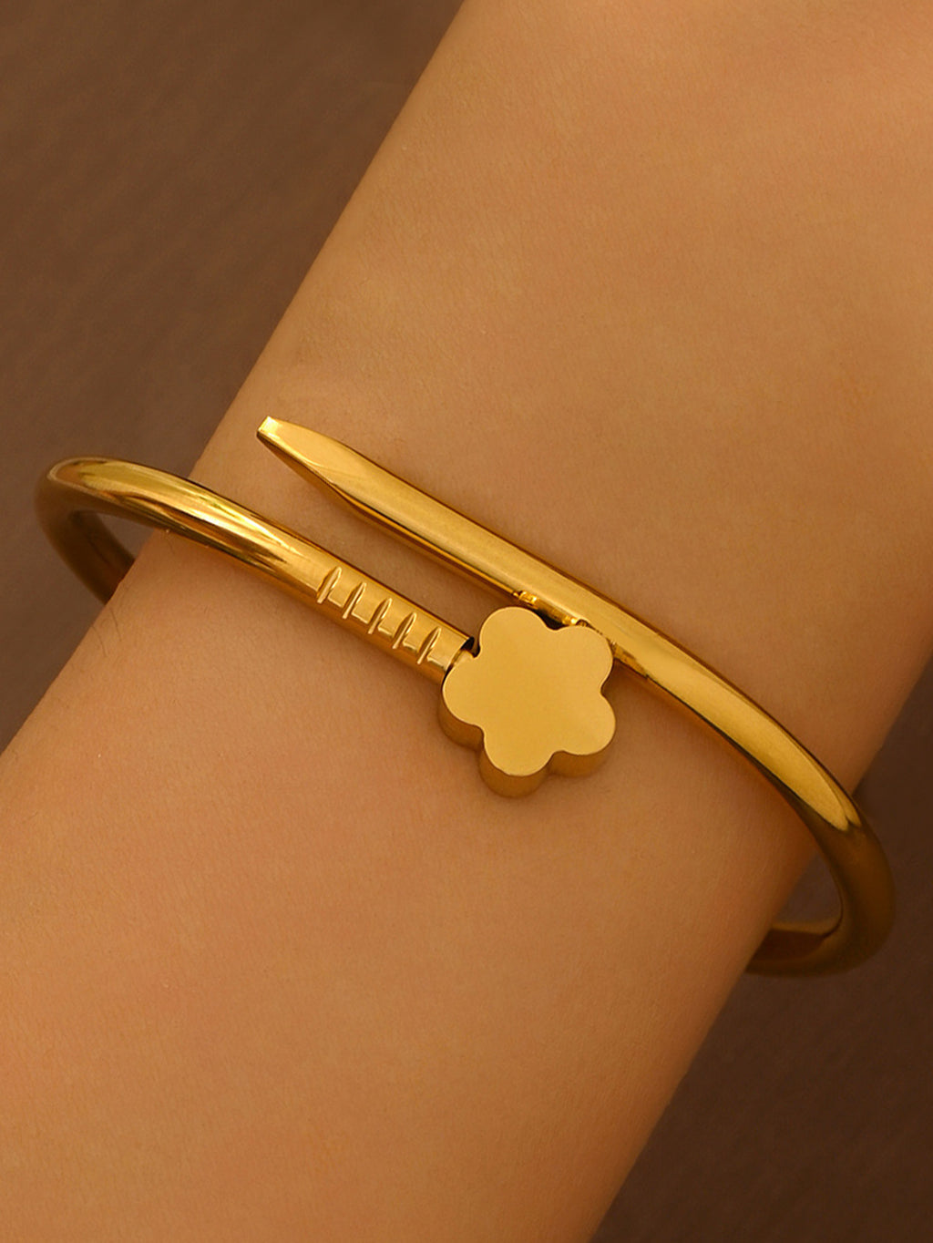 ee985c94-cd95-4c40-a4c2-d611b64a52f4